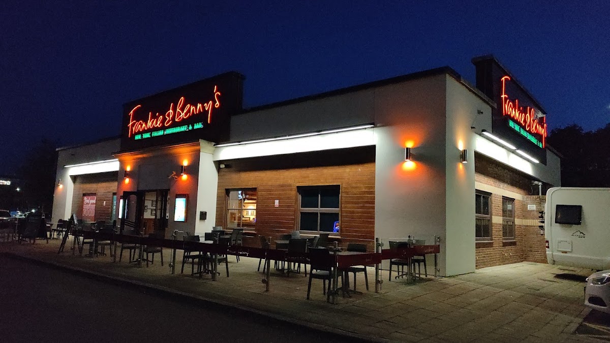 Frankie & Benny's